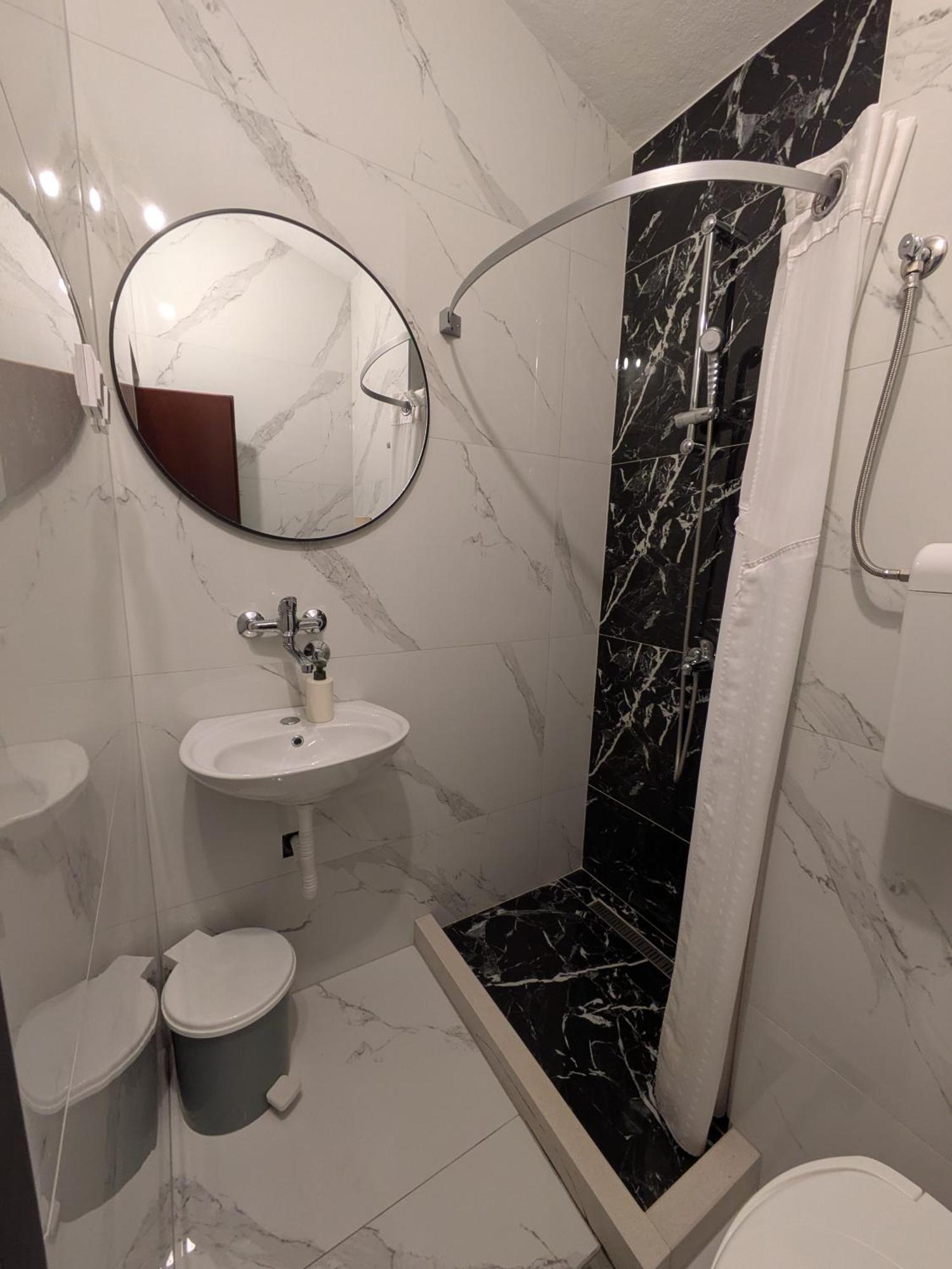 Apartmani Abeona Budva Eksteriør billede